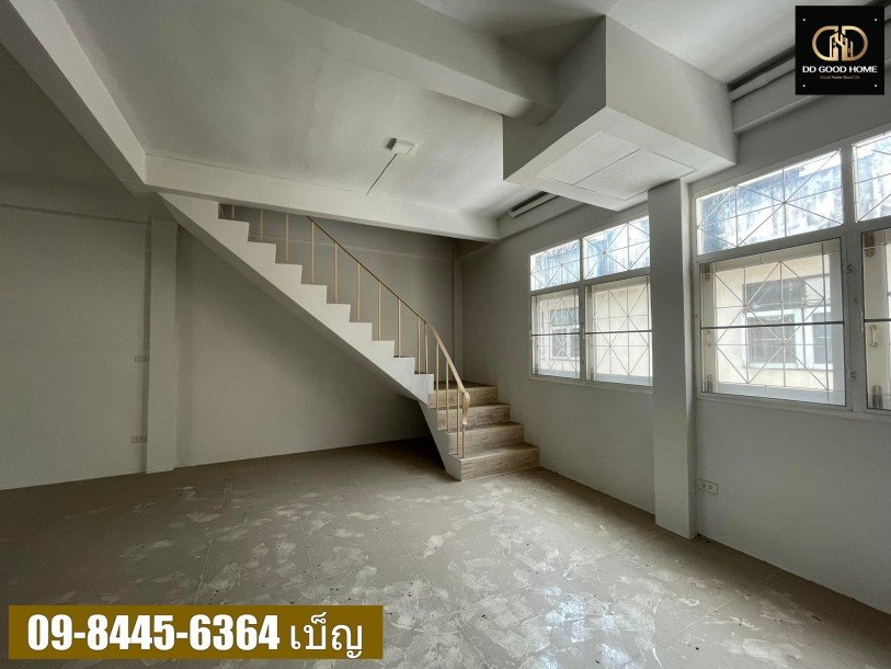 ตึกแถว 3 ชั้น 2 คูหา ในตลาดหนองแขม-7