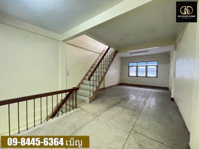 ตึกแถว 3 ชั้น ซ.เพชรเกษม 64/1