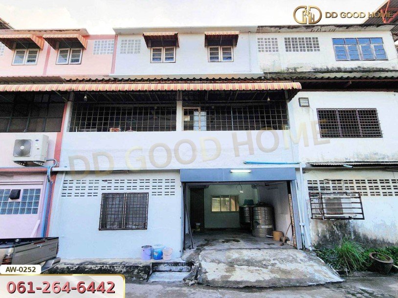 ขายอาคารพาณิชย์ 3.5 ชั้นพร้อมดาดฟ้า ริมถนนกาญจนาภิเษก บางบัวทอง-9