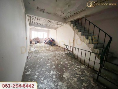 ขายอาคารพาณิชย์ 3 ชั้นครึ่ง ซ.เพชรเกษม 81 (86/26) ราคาพิเศษ!!