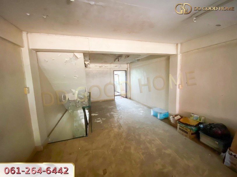 ขายอาคารพาณิชย์ 3 ชั้นครึ่ง ซ.เพชรเกษม 81 (86/26) ราคาพิเศษ!!-3