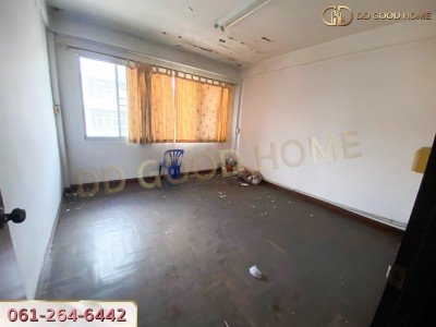 ขายอาคารพาณิชย์ 3 ชั้นครึ่ง ซ.เพชรเกษม 81 (86/26) ราคาพิเศษ!!