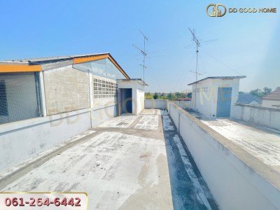 ขายอาคารพาณิชย์ 3.5 ชั้น ราชดำริห์ ต.ท่าราบ อ.เมืองเพชรบุรี จ.เพชรบุรี