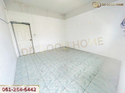 ขายอาคารพาณิชย์ 3.5 ชั้น ราชดำริห์ ต.ท่าราบ อ.เมืองเพชรบุรี จ.เพชรบุรี