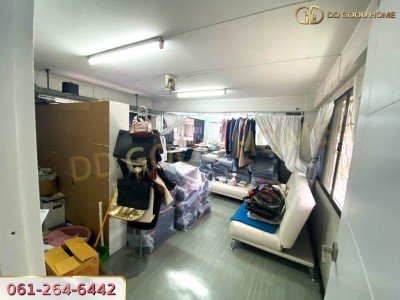 บ้านเดี่ยว หลังมุม 3.5 ชั้น ซอยเพชรเกษม 96 บางแค ใกล้รถไฟฟ้า