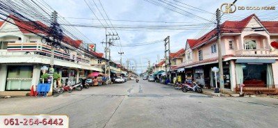 หมู่บ้านวิเศษสุขนคร 19 เฟส 1 (Baan Wisatesuknakorn 19 Phase 1) สมุทรสาคร ทาวน์เฮ้าส์ 2 ชั้น หน้าบ้านหันหน้าไม่ชนใคร