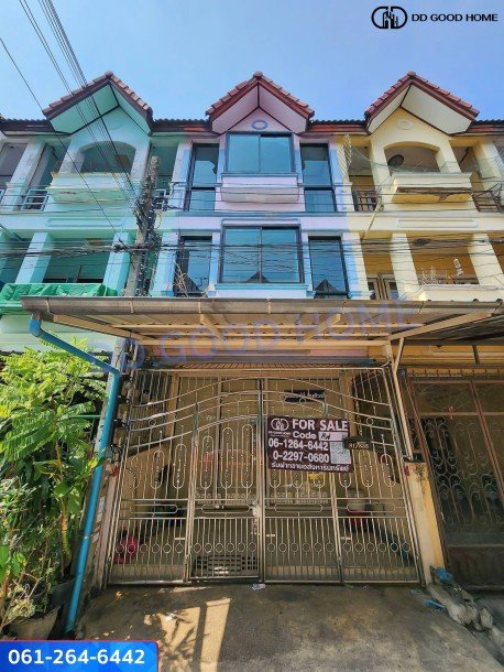 ถูกสุดในซอย ทาวน์เฮาส์ 3ชั้นพร้อมอยู่ หมู่บ้านวิเศษสุขนครประชาอุทิศ 79-2