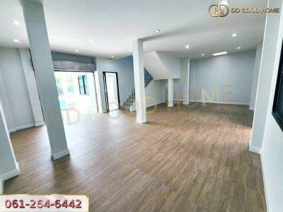 ขายบ้านแฝด 2 ชั้น ซอยพระราม 2 บ้านใหม่พร้อมอยู่ (1/3)