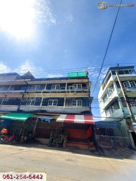 อาคารพาณิชย์ 3 ชั้นครึ่ง หมู่บ้านสินสมบูรณ์ สาย 4 หลังมุม-8
