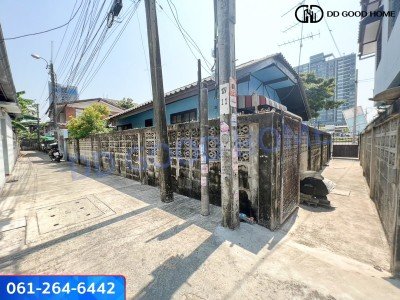 ขายบ้านพร้อมที่ดิน 37.5+3 ตร.ว ติดMRTสถานีแยกไฟฉาย (ถนนพรานนก-พุทธมณฑลสาย4)