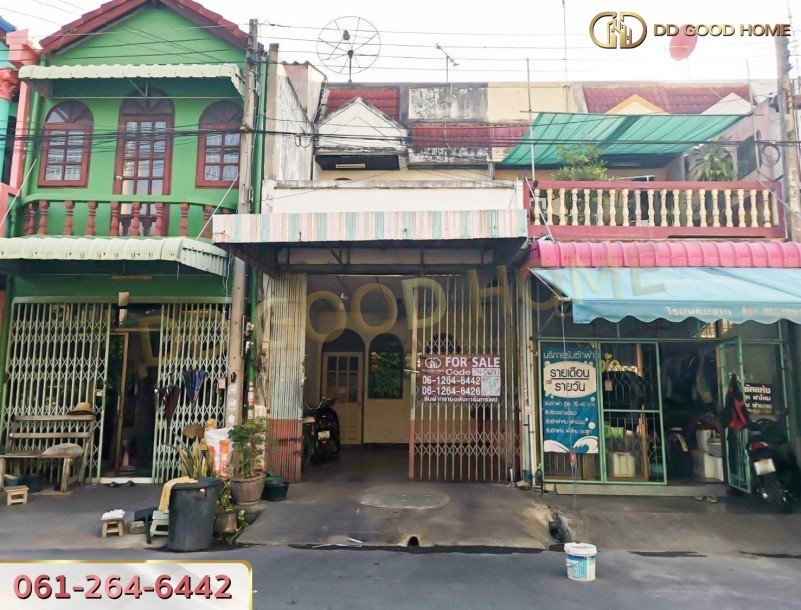 ขายทาวน์เฮาส์ 2 ชั้น บ้านศรีสามพราน ต.ท่าตลาด-11