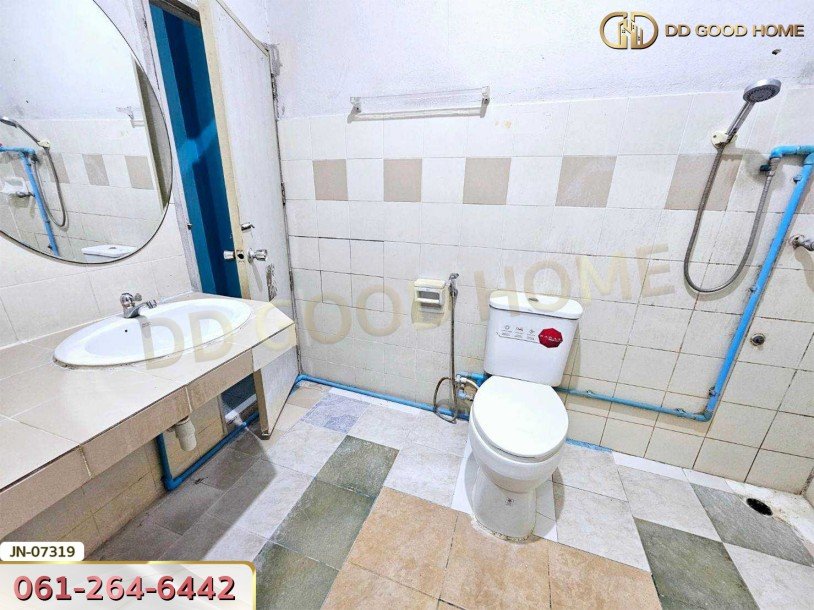 ทาวน์เฮ้าส์ 2 ชั้น หมู่บ้านสุขสันต์ 6 บางแค ภาษีเจริญ ใกล้รถไฟฟ้า-9