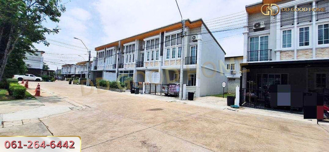 ทาวน์โฮม 2 ชั้น บ้านหลังมุม หมู่บ้านโกลเด้น ทาวน์ รามอินทรา-วงแหวน ใกล้รถไฟฟ้า พร้อมอยู่-11