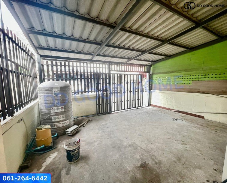 ขายด่วน!! ทาวน์เฮ้าส์หมู่บ้านศรีประจักษ์ 5-2