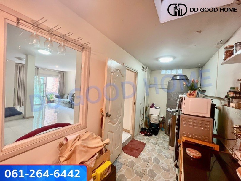 ขายด่วน!! ทาวน์เฮ้าส์หมู่บ้านศรีประจักษ์ 5-5