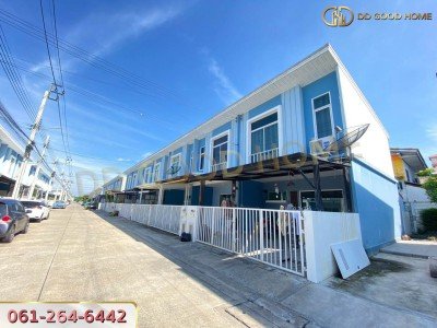 ทาวน์เฮ้าส์ 2 ชั้น หลังริม J City Rattanathibet-Bangbuathong (เจ ซิตี้ รัตนาธิเบศร์-บางบัวทอง) นนทบุรี