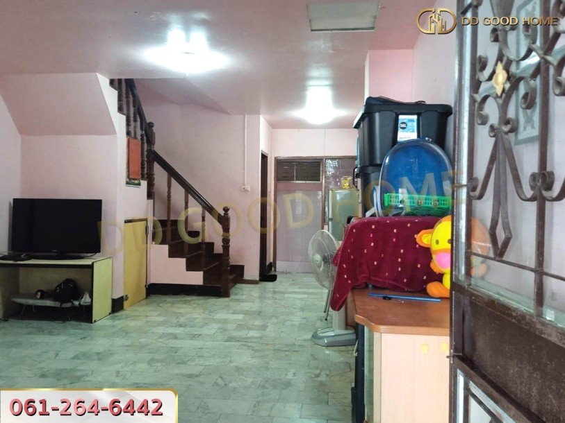 หมู่บ้าน เคซี รามอินทรา 1 (K.C. Ramintra 1) ทาวน์เฮ้าส์ 2 ชั้น แขวง สามวาตะวันตก เขต มีนบุรี-6