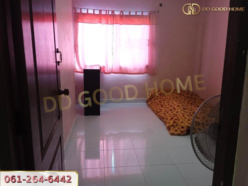 หมู่บ้าน เคซี รามอินทรา 1 (K.C. Ramintra 1) ทาวน์เฮ้าส์ 2 ชั้น แขวง สามวาตะวันตก เขต มีนบุรี-4