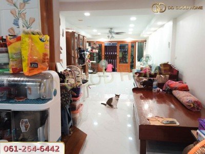 ทาวน์เฮ้าส์ 2 ชั้น 17 ตร.ว. ใกล้รถไฟฟ้า แขวง คลองจั่น เขต บางกะปิ
