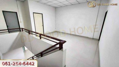 หมู่บ้านเพชรงามเจริญทาวน์ (baan Phet Ngamcharoen town) ทาวน์เฮ้าส์ 2 ชั้น ต.ปลายบาง จ.นนทบุรี