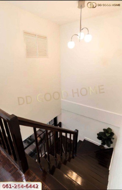 โครงการ บุศรินทร์ ปิ่นเกล้า (Baan Bush Sarin Pinklao) ทาวน์เฮ้าส์ 2 ชั้น ถ.พุทธมณฑลสาย 4 ต.กระทุ่มล้ม