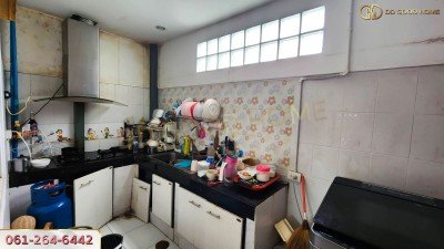 อาคารพาณิชย์ 2.5 ชั้น ย่านประตูน้ำพระอินทร์ ต.เชียงรากน้อย อ.บางปะอิน