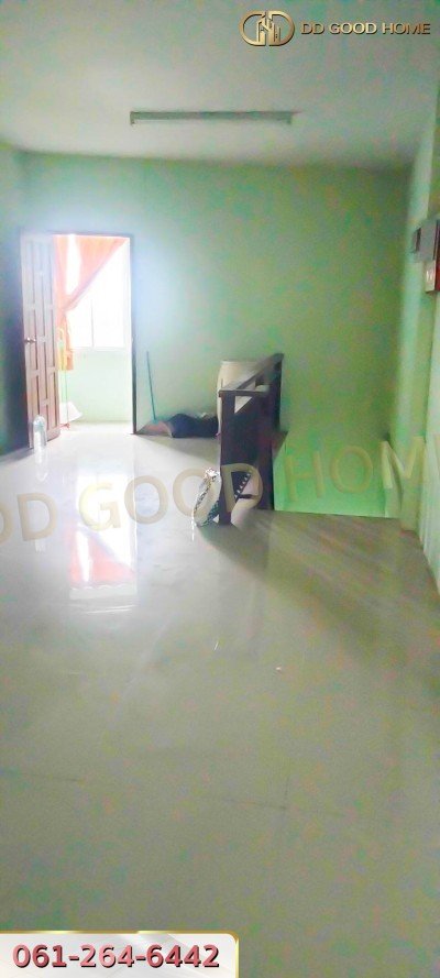 บ้านบอหมัก ทาวน์เฮ้าส์ 3 ชั้น ถนนราษฎร์ร่วมใจ ต.ในเมือง อ.เมืองกำแพงเพชร