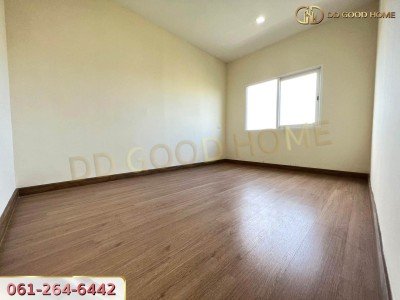 โกลเด้นทาวน์ ชัยพฤกษ์-วงแหวน (Golden Town Chaiyaphruek – Wongwean) ทาวน์เฮ้าส์ 2 ชั้น ต.ไทรน้อย จ.นนทบุรี