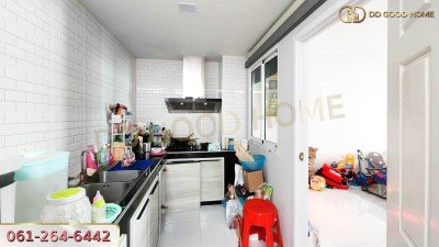 เดอะ มิราเคิล ประชาอุทิศ 90 (The Miracle Prachauthit 90) ทาวน์โฮม 2 ชั้น ต.คลองสวน อ.พระสมุทรเจดีย์