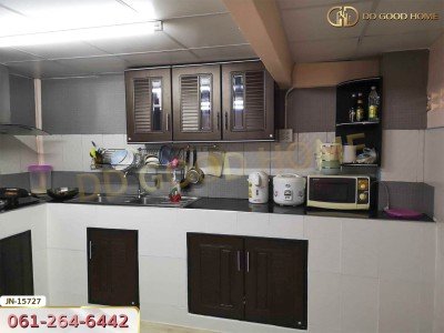 ทาวน์เฮ้าส์ ใกล้โรงพยาบาลทุ่งสง ถ.กรุงแสง นครศรีธรรมราช