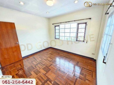 บ้านวิจิตรสุข 1 ซ.เพชรเกษม 88 กรุงเทพฯ