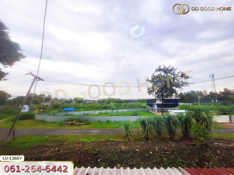 หมู่บ้านบุศรินทร์ รามอินทรา ซ.พระยาสุเรนทร์ 40 กรุงเทพฯ-10