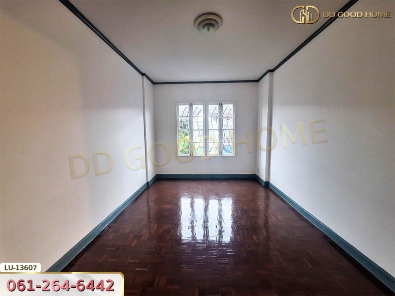 หมู่บ้านบุศรินทร์ รามอินทรา ซ.พระยาสุเรนทร์ 40 กรุงเทพฯ-2