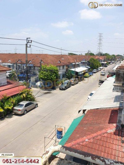 อาคารพาณิชย์ 3 ชั้น หมู่บ้าน Kc รามอินทรา 1 แขวง สามวาตะวันตก เขต มีนบุรี