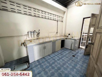 อาคารพาณิชย์ ถ.ปทุมธานี-บางเลน ปทุมธานี