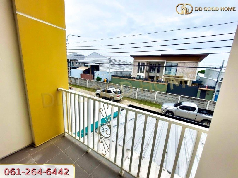 โกลเด้นทาวน์ สุขสวัสดิ์-พุทธบูชา (Golden Town Suksawat - Phuttha bucha) ทาวน์โฮม 2 ชั้น ใกล้รถไฟฟ้า แขวง บางประกอก เขต ร-10