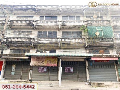 ขายอาคารพาณิชย์ 3 ชั้นครึ่ง ซ.เพชรเกษม 81 (86/26) ราคาพิเศษ!!