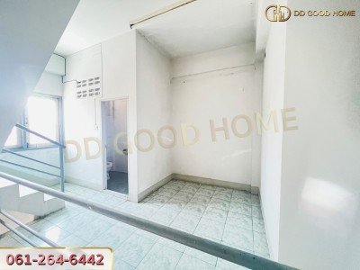 ขายอาคารพาณิชย์ 3.5 ชั้น ราชดำริห์ ต.ท่าราบ อ.เมืองเพชรบุรี จ.เพชรบุรี