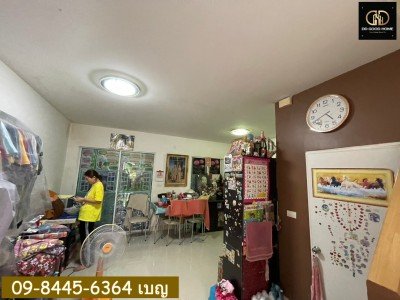 ทาวน์เฮาส์ โครงการพลีโน่ เพชรเกษม 81