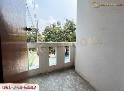 ทาวน์เฮ้าส์ 2 ชั้น หมู่บ้านนครทองปาร์ควิลล์ 3 ราคาต่ำกว่าล้าน!!