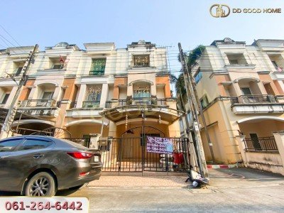 ขายบ้านทาวน์โฮม หมู่บ้านปริญลักษณ์ เพชรเกษม 69 ราคาพิเศษ
