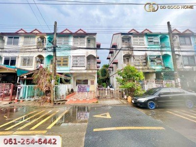 ทาวน์เฮ้าส์ 3 ชั้น หลังมุม หมู่บ้านสุภาวัลย์ รามอินทรา