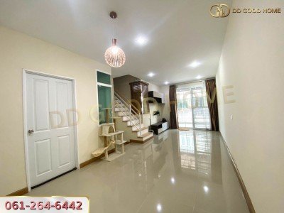 หมู่บ้านโกลเด้นท์ ทาวน์ 2 ปิ่นเกล้า-จรัญสนิทวงศ์ (Golden Town 2 Pinklao – Charansanitwong) ทาวน์เฮ้าส์ 2 ชั้น ต.บางกรวย