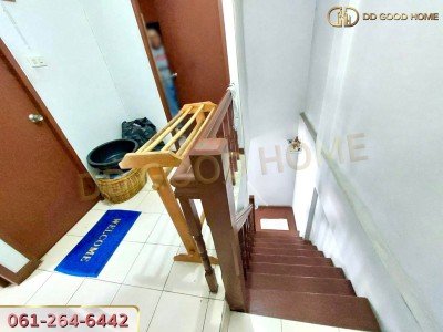 หมู่บ้านลลิษา แพรกษา (Baan Larisa Phraeksa) ทาวน์เฮ้าส์ 2 ชั้น หลังมุม ต.แพรกษา อ.เมืองสมุทรปราการ