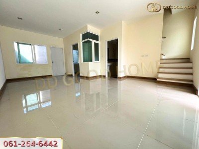 โกลเด้นทาวน์ ชัยพฤกษ์-วงแหวน (Golden Town Chaiyaphruek – Wongwean) ทาวน์เฮ้าส์ 2 ชั้น ต.ไทรน้อย จ.นนทบุรี