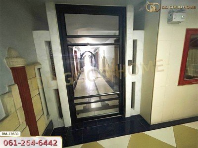 ฌ็องเซลิเซ่ ติวานนท์-ปากเกร็ด นนทบุรี